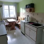 Schlossblick Apartman *